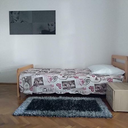 Apartman Lilly 로브란 외부 사진