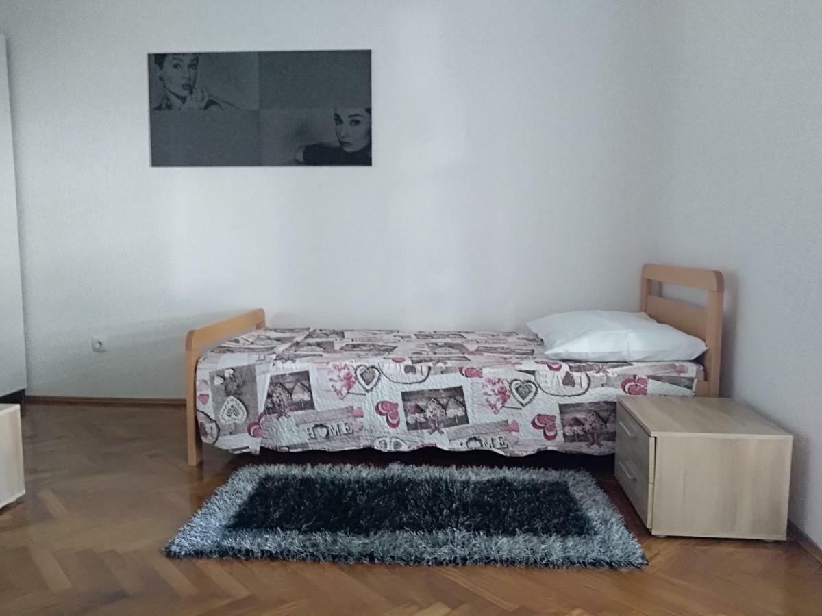 Apartman Lilly 로브란 외부 사진